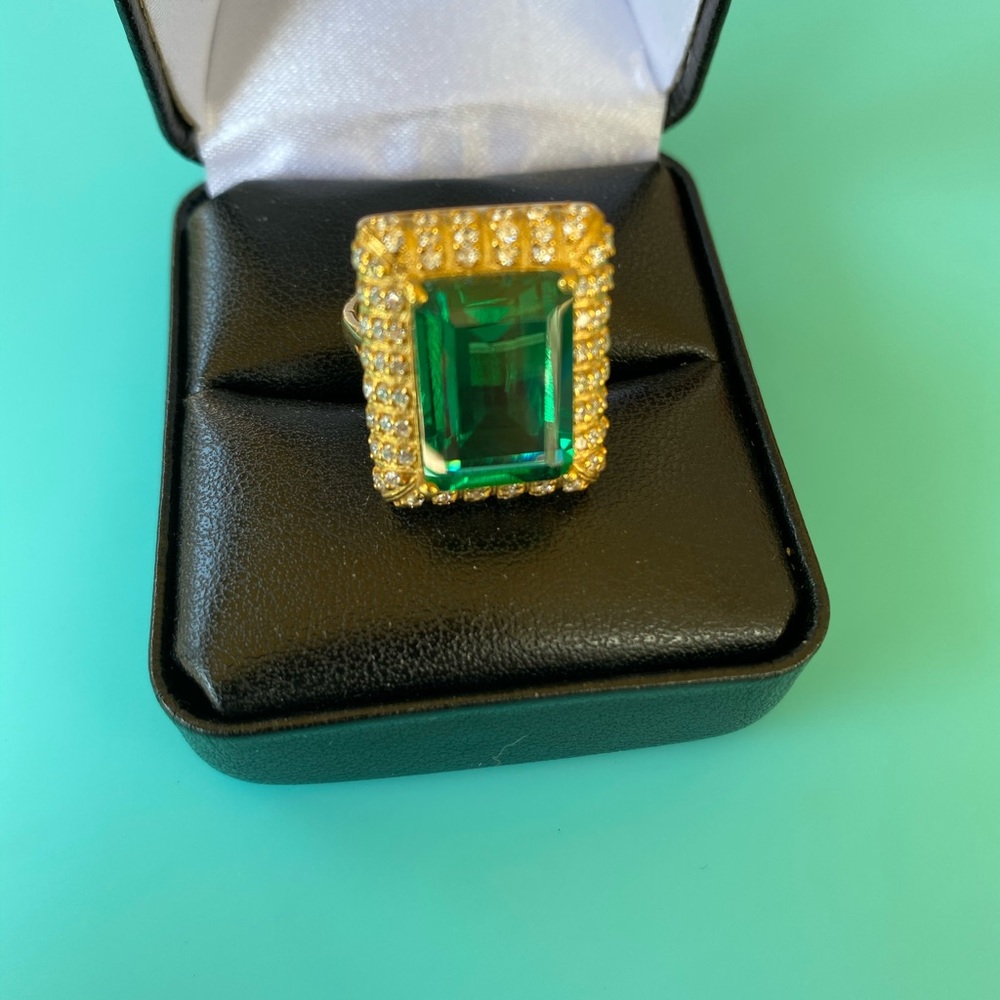Emerald Inspired Statement Ring With Zirconia - image 7
